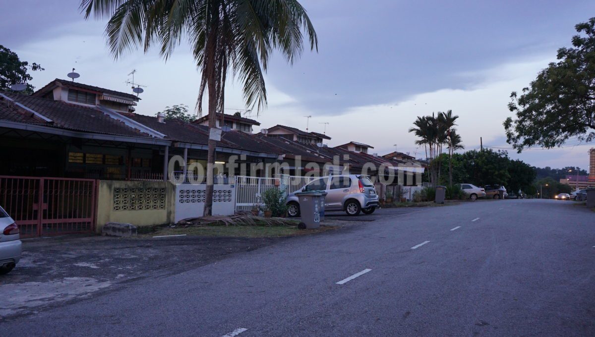 Single Storey House for Rent at Taman Bukit Kaya, Seremban ...