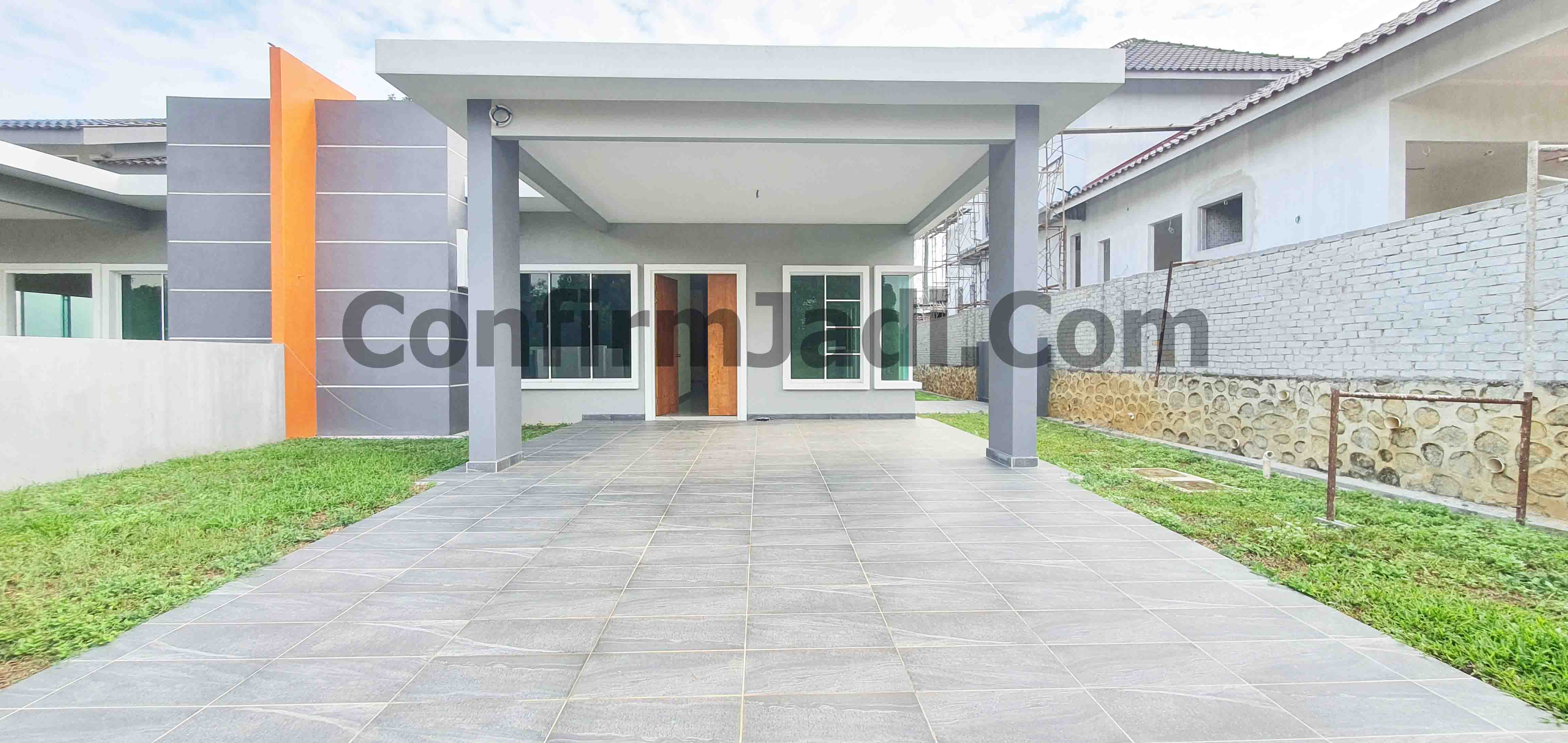 Single Storey Semi D New house for sale in seremban 2 | ConfirmJadi.com